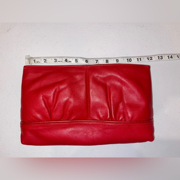Red leather purse by Toni Vintage 80s Genuine Leather Vintage clutch purse - Picture 4 of 16